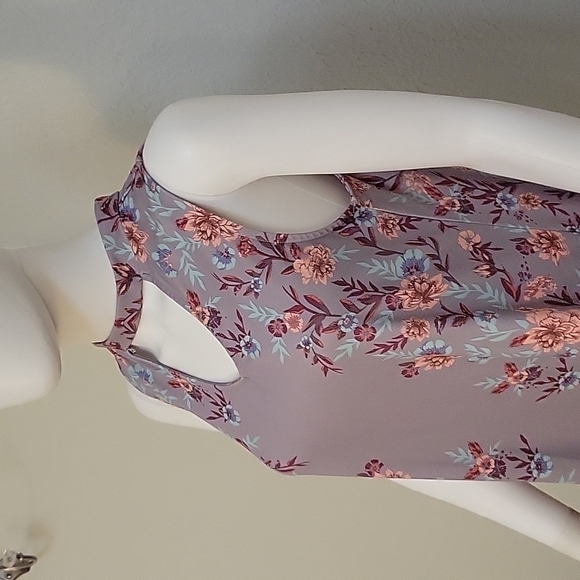 3/$30 MUDD 1990s Mod Lavendar Gray Sleeveless Choker Floral Trapeze Jumper Dress - Picture 4 of 10